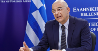 وزير الخارجية