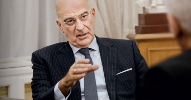 وزير الخارجية اليوناني