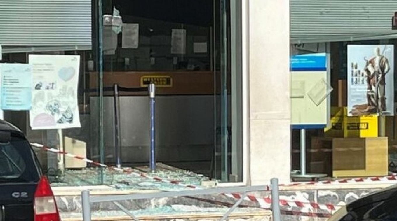 ميسينا: ألباني يبلغ من العمر ٤٦ عامًا، أحد الثلاثة الذين سرقوا ١٣٥ ألف يورو