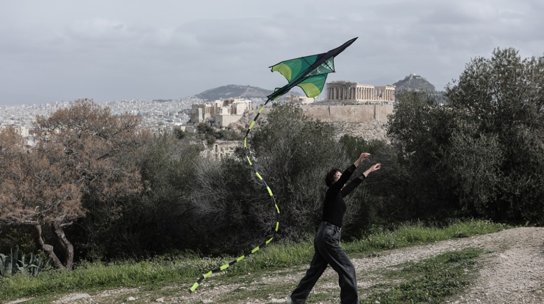 العطلات القادمه لهذا العام من الخميس المقدس و الاثنين النظيف