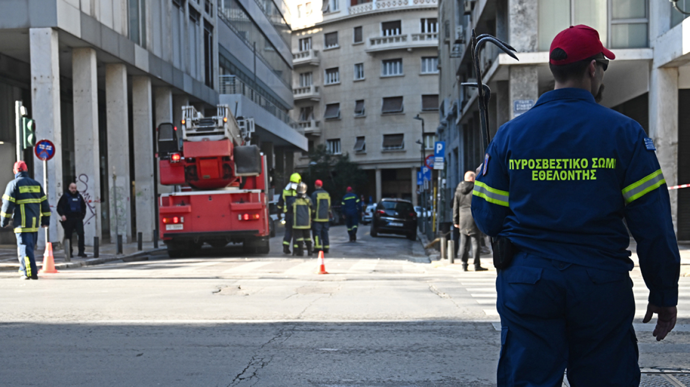 سجلت الكاميرات منفذي الهجوم بالقنابل في منطقه ستاديو - كانوا يستهدفون وزارة العمل