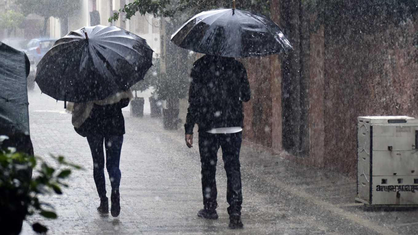 الطقس: سوء الأحوال الجوية تجلب العواصف الشديده اعتبارًا من فترة ما بعد الظهر