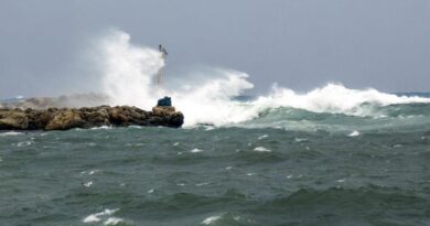 تم اغلاق خط السفن زاكينثوس - كيليني و ذلك بسبب الرياح القوية