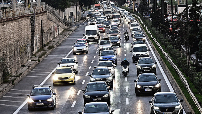 حركة المرور على الطرق: فوضى في كيفيسوس و تأخيرات طويلة على طريق أتيكي