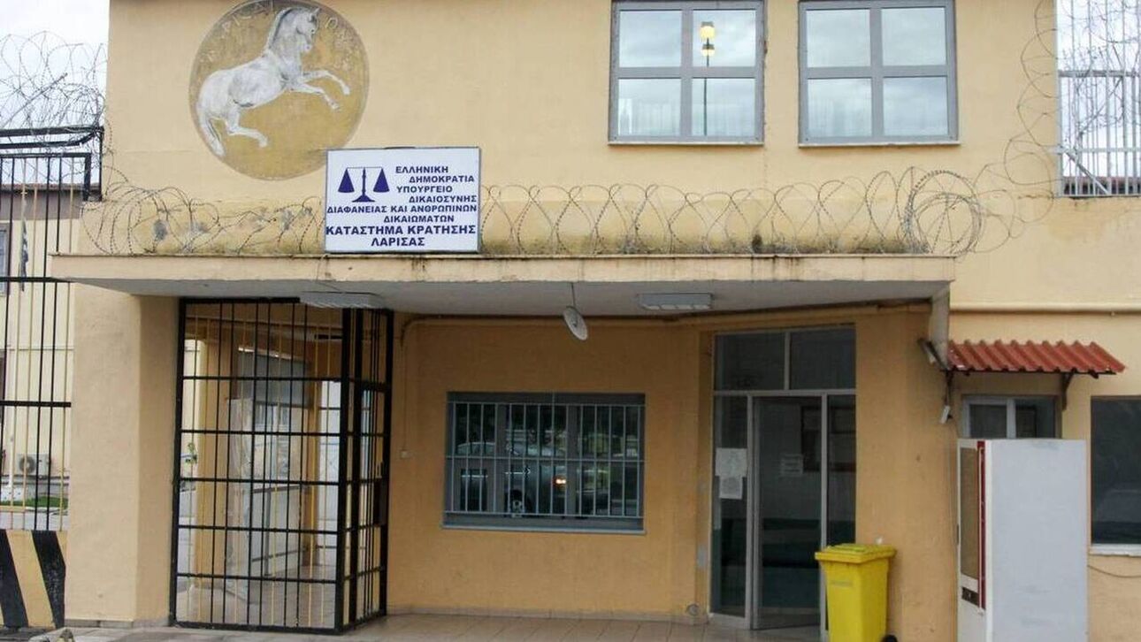 لاريسا: القبض على هارب ألباني بعد ١١ عاماً