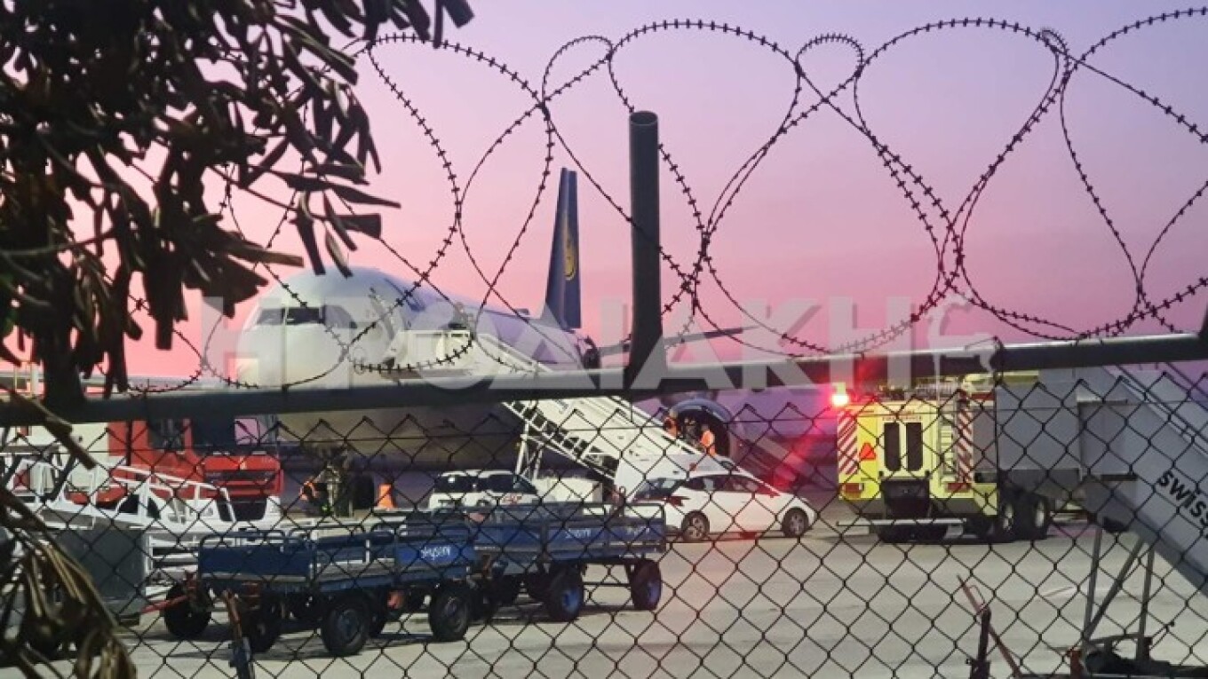 قامت طائرة تابعة لشركة لوفتهانزا بهبوط اضطراري في رودس