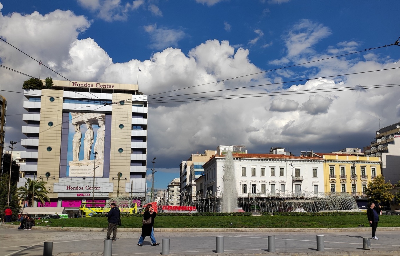 طقس صيفي و درجات حرارة مرتفعه اليوم الاثنين