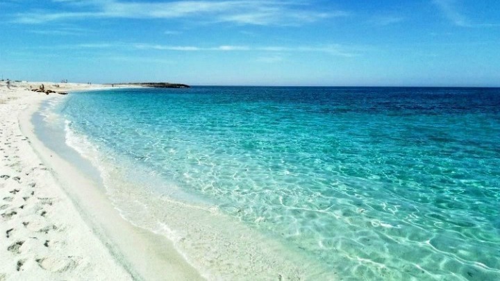 اليونان هي أفضل مكان للسباحة - ٩٥.٨% من مياه الشواطئ ذات نوعية ممتازة