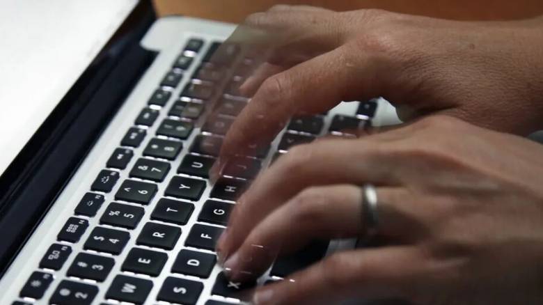 هيراكليون: رجل يبلغ من العمر ٥٩ عامًا وقع ضحية عملية احتيال و سرقوا ٨٥٠٠ يورو من حسابه