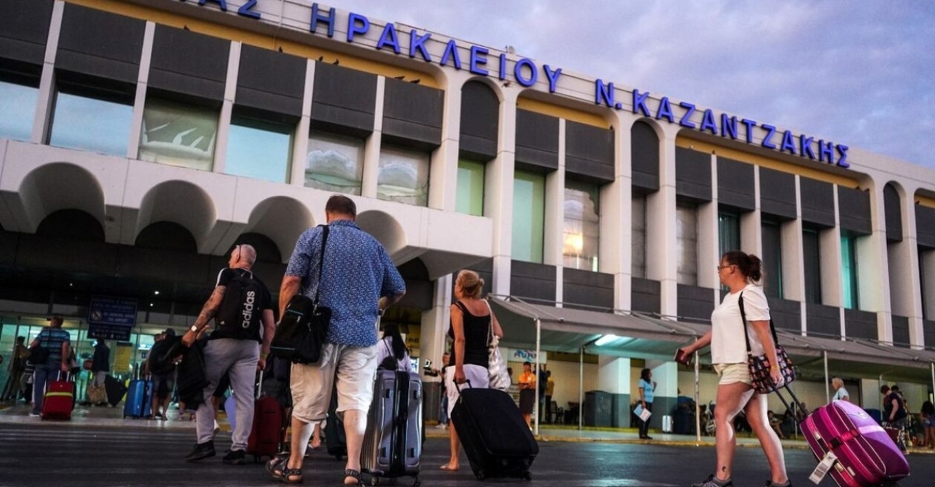 كريت: تم إلغاء رحلات جوية بسبب تلف طائرتين - إنزعاج كبير للركاب