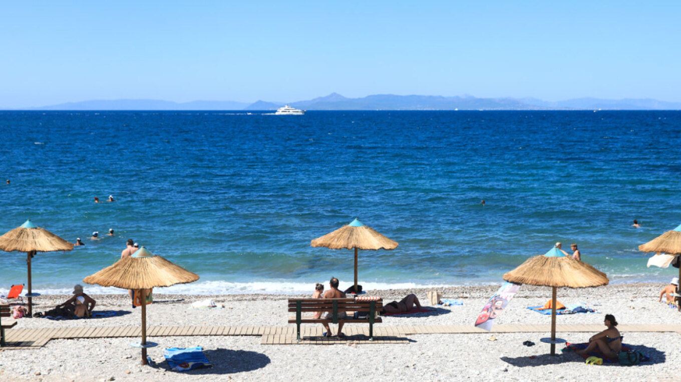 ارتفاع في درجات الحرارة قليلاً يوم الجمعة مع موجة حر مصغرة تستمر أربعة أيام