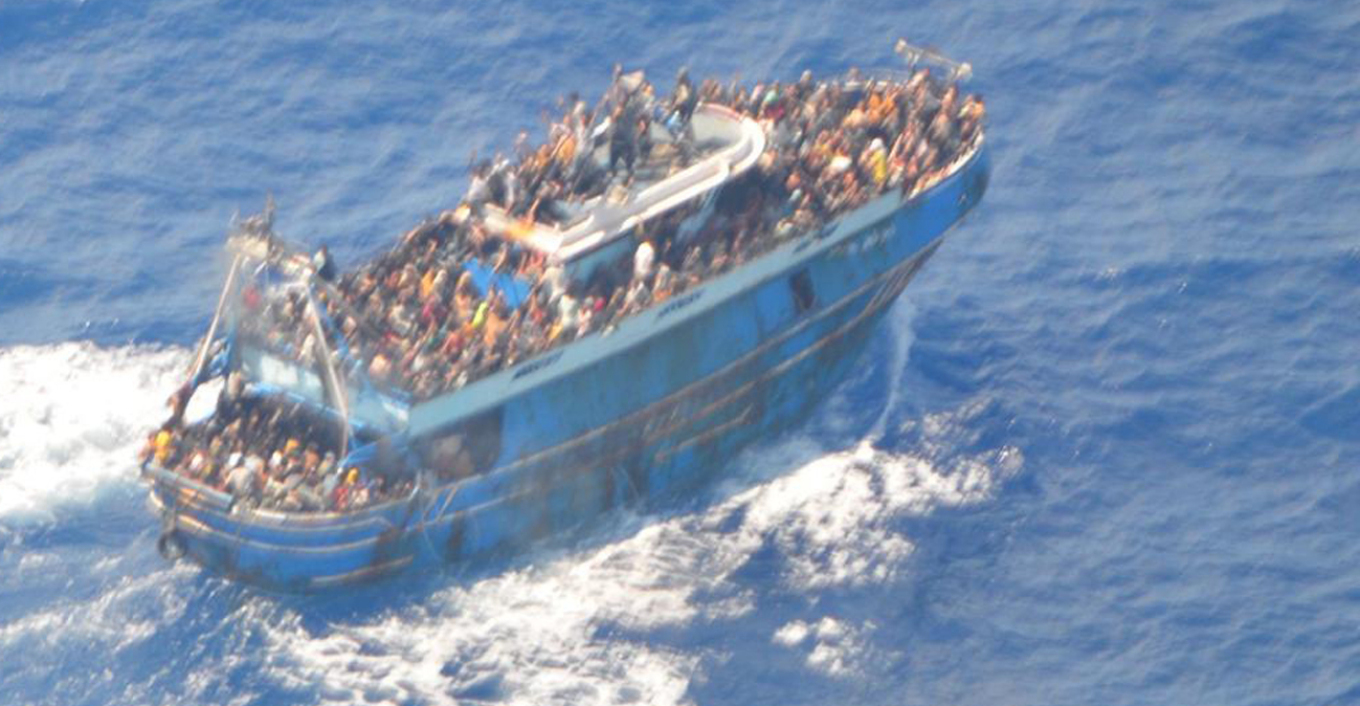 اطلاق سراح المتهمين التسعة في غرق سفينه بيلوس