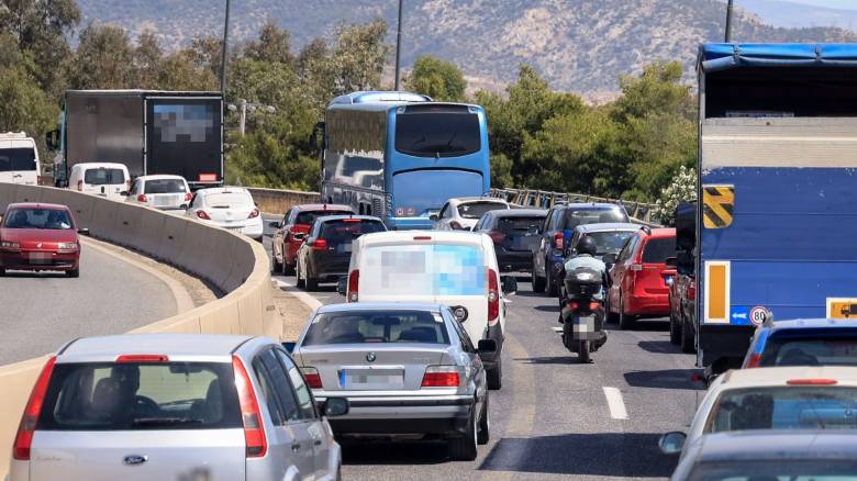 حركة المرور: تأخيرات طويلة في كيفيسوس و كيفيسياس و مركز العاصمه