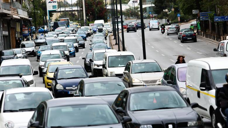 حركة المرور الان: مشاكل في كيفيسوس و أتيكي أودوس