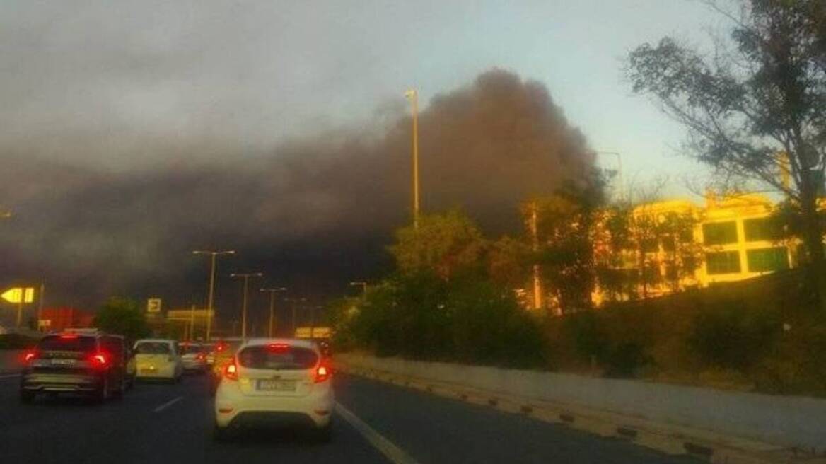 حريق الآن في مصنع في ميتامورفوسي