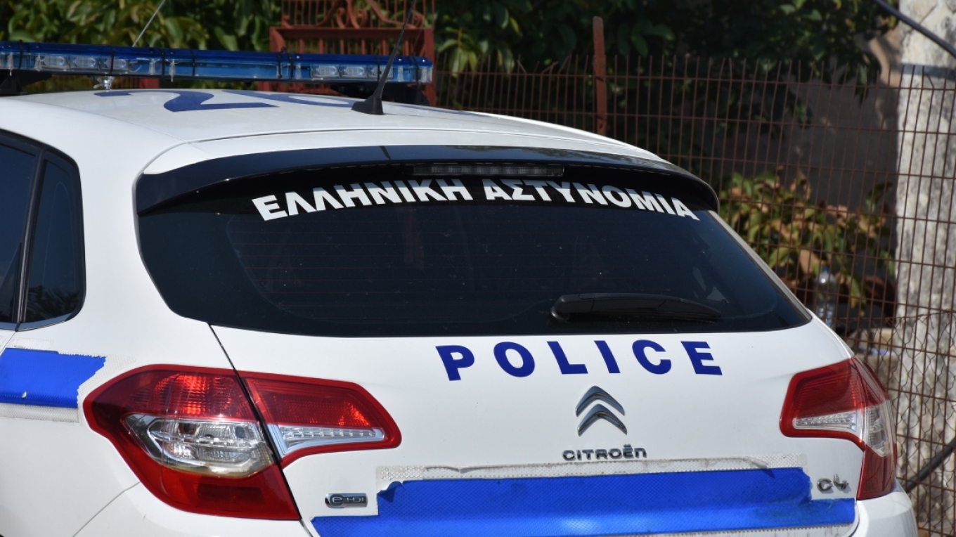 سالونيكي: ضربوا عامل محطة وقود - أبقوه محبوسًا لمدة خمس ساعات و أطلقوا سراحه لأنهم تعبوا من ضربه