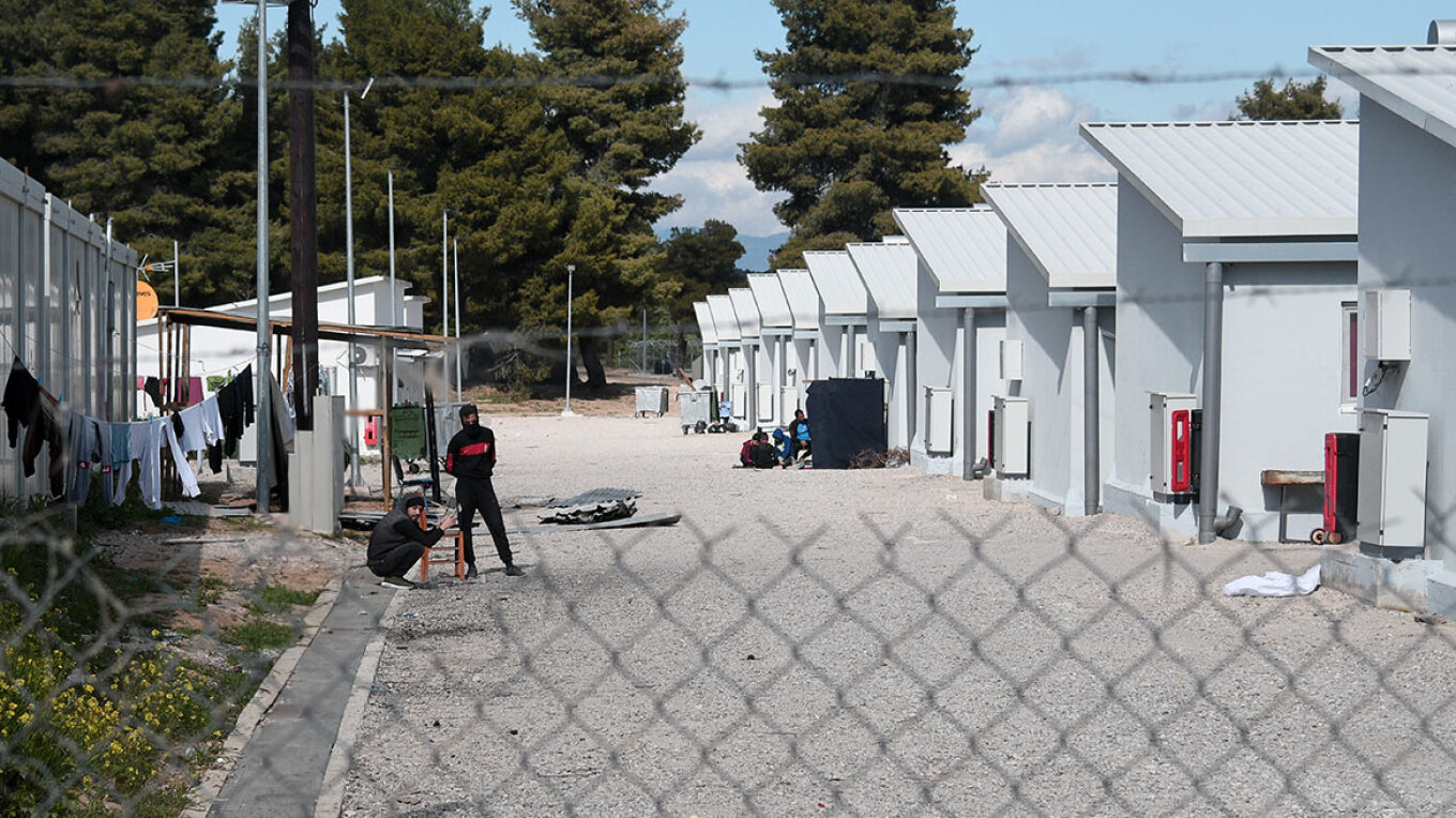 جريمة قتل في كامب ريتسونا: صوماليون يقتلون شاباً سورياً يبلغ من العمر ٢٩ عاماً بسكين في الرقبة