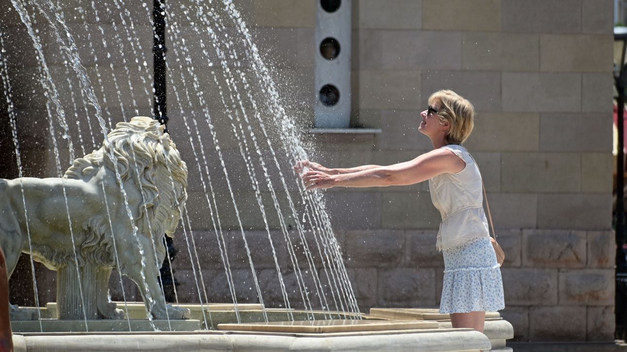 الطقس: استمرار درجات الحرارة المرتفعة جداً عند ٤٢ درجة