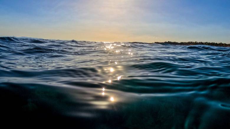 مقتل اثنين من السائحين في شواطئ رودس و كافالا