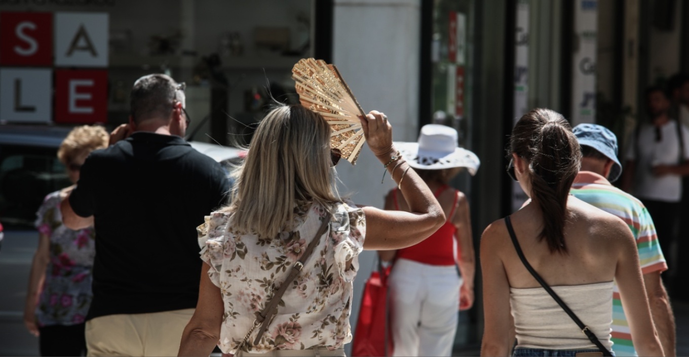 موجة الحر تبلغ ذروتها خلال اليومين المقبلين - درجات الحرارة ستصل إلي الأربعينيات خلال عطلة نهاية الأسبوع