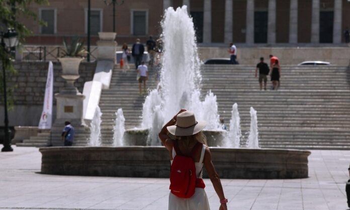 الطقس: استمرار ارتفاع درجات الحرارة حيث تصل إلى ٤٠ درجة