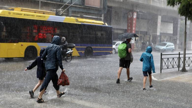 سوء الأحوال الجوية "أثينا": تفاقم الطقس في الساعات القادمة و تحذيرات في باترا و يوانينا