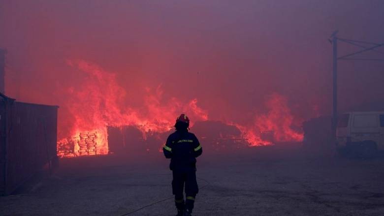 حريق في مبنى مهجور في أسبروبيرغوس