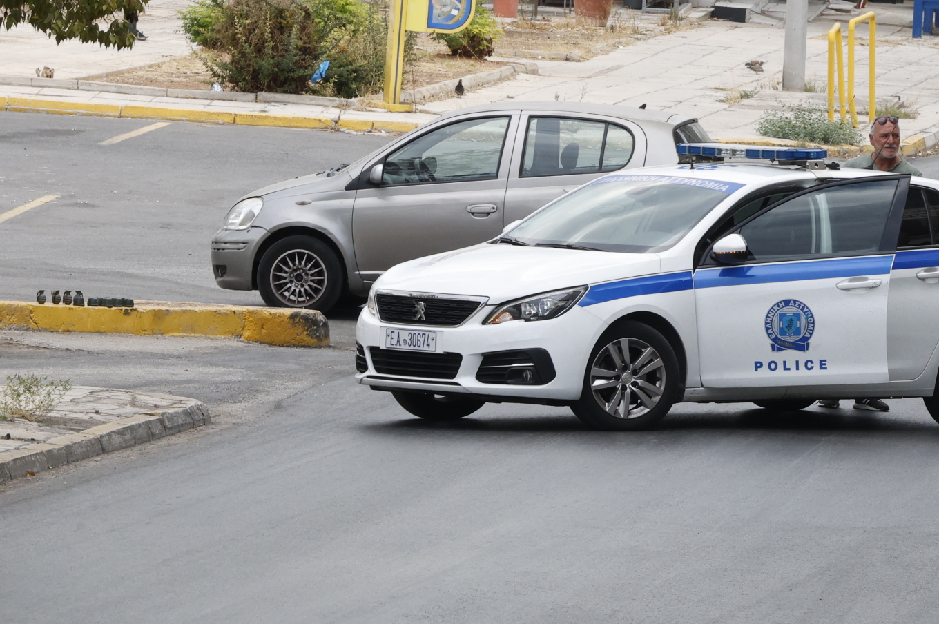 بريد إلكتروني تهديدي بشأن وجود قنابل في كات و لوكاريوس و المترو