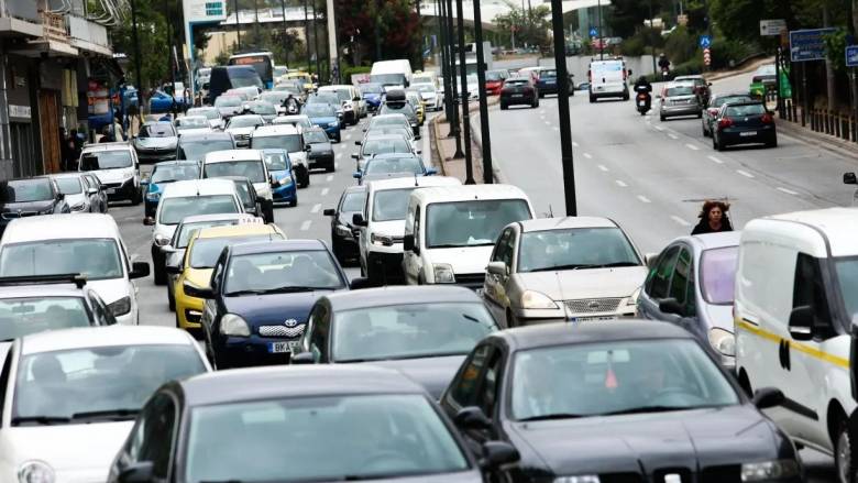 حركة المرور: ازدحام مروري في كيفيسوس و تأخير لمدة نصف ساعة في أتيكي أودوس