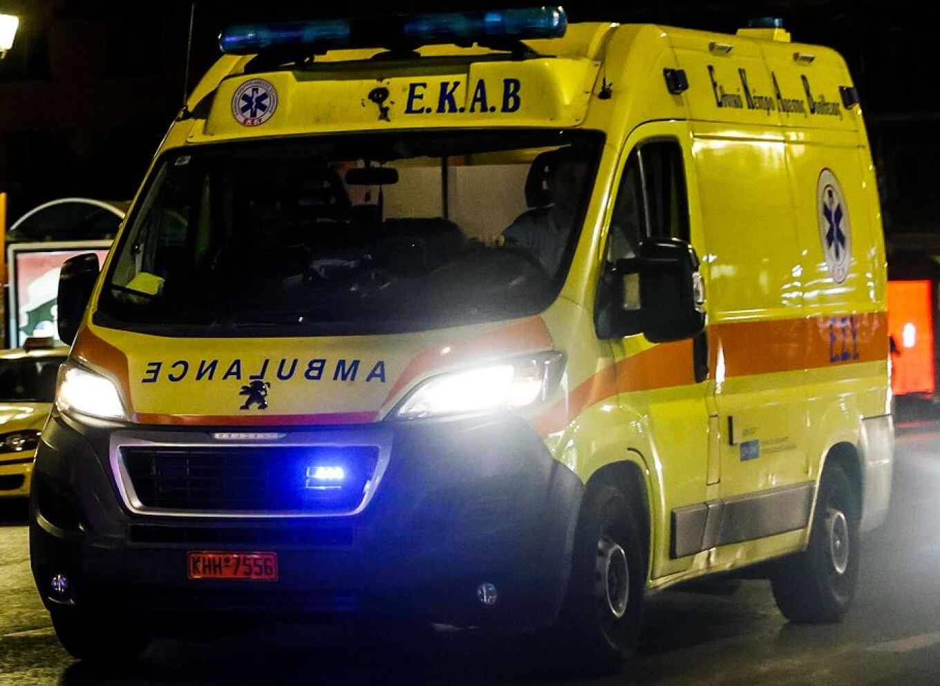 رجل يبلغ من العمر ٣٦ عامًا توفي بعد أن دهسته سيارة في لاريسا