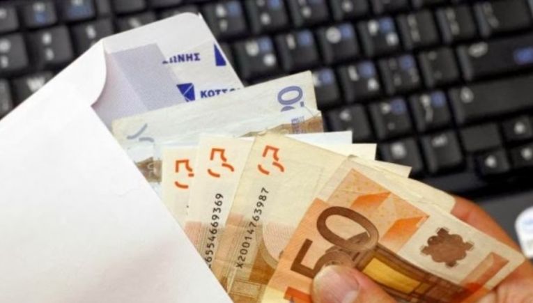 كريت: عملية احتيال جديدة مع ضحية مسن ألقى ٨٠ ألف يورو من شرفة منزله