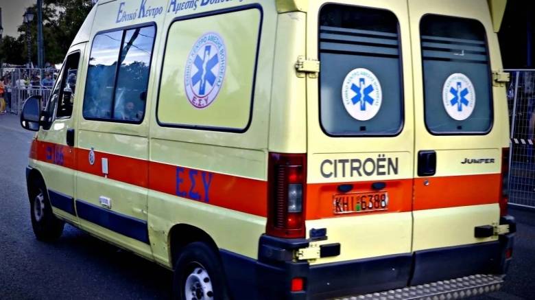 سالونيكي: انقلبت سيارة على الطريق الدائري و كان على متنها قاصران