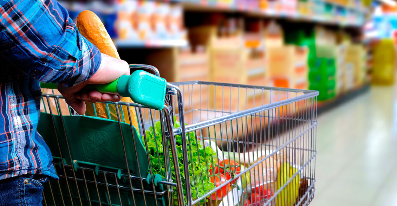 ساعات عمل السوبر ماركت اليوم (١٢/٢٤) و ساعات العمل الاحتفالية للمحلات التجارية