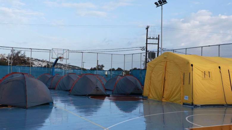 هيئة إدارة الكوارث و إدارة الإطفاء في حالة تأهب تحسبا للزلازل - تعزيز القوات في سانتوريني و أمورغوس