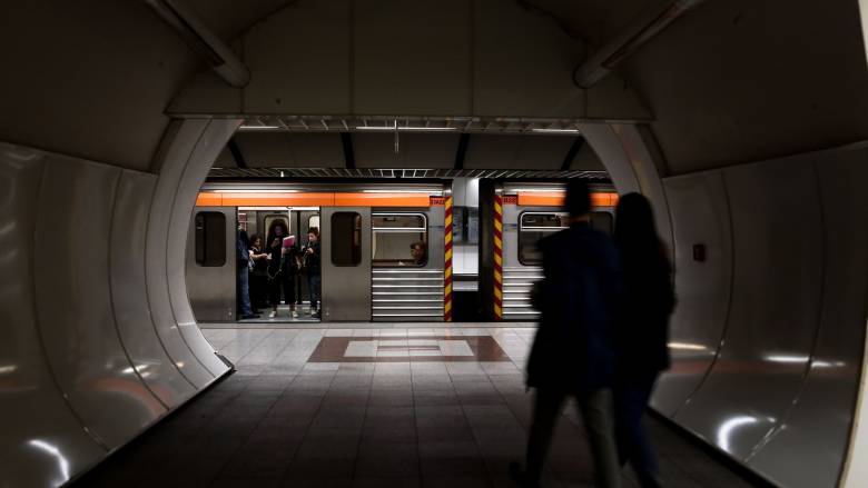 تغييرات في مسارات المترو و الترام يومي الاثنين و الثلاثاء بسبب المسيرات