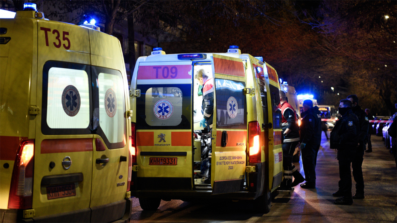 غرق سفينة تقل مهاجرين في فارماكونيسي - انتشال رجل فاقدًا للوعي و ثلاثة قاصرين في حالة حرجة