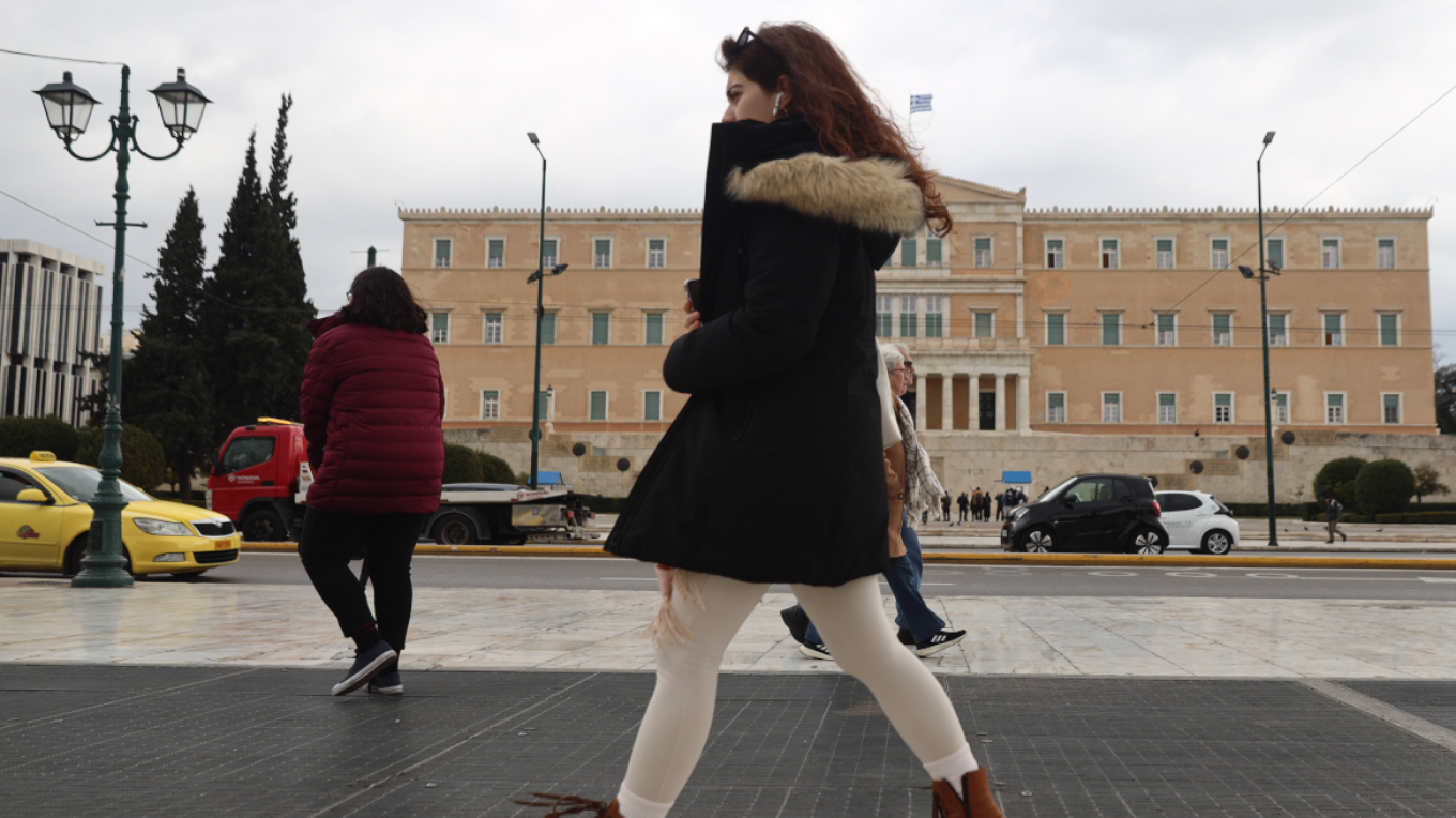 الطقس: البلاد تدخل في موجة حر لمدة ٤٨ ساعة - قد تنخفض الحرارة بما يصل إلى ٢٥ درجة مئوية