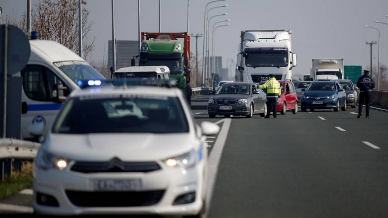 كوزاني: شاحنة تصطدم ببوابة بوليميلوس للرسوم على طريق إجناتيا السريع - تقارير عن إصابات