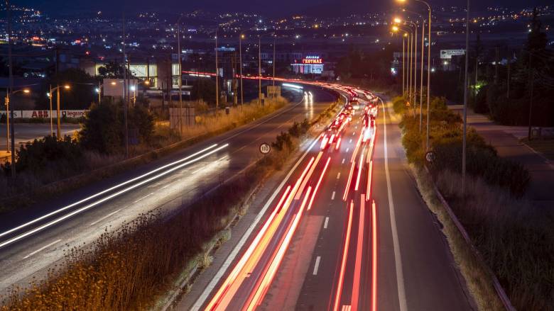 حركة المرور: تأخيرات طويلة على طريق أتيكي أودوس و طريق أثينا-لاميا الوطني