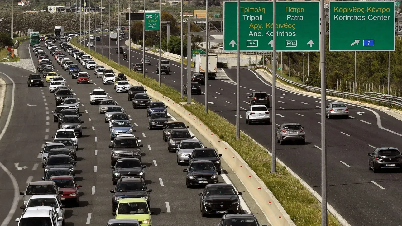 كيفيسوس "عالقة" - تأخيرات طويلة في شارع كيفيسياس و ميسوجيون و أتيكي أودوس