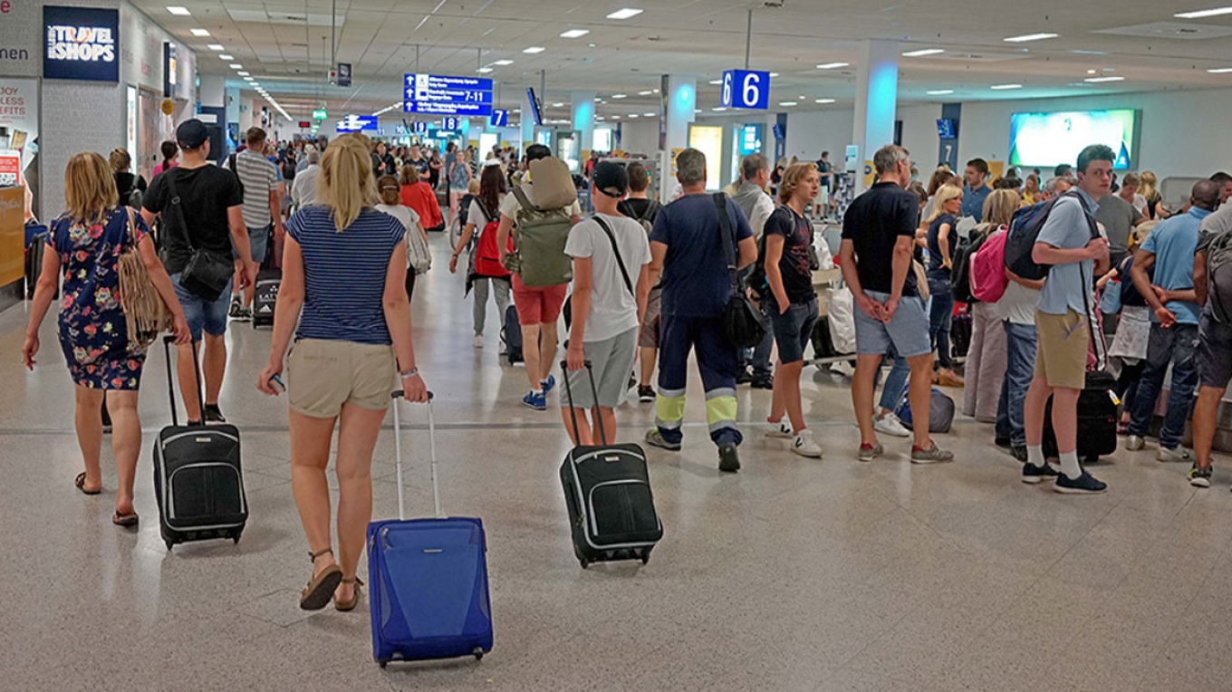 زيادة كبيرة جديدة في أعداد السياح و الإيرادات في موسم الصيف