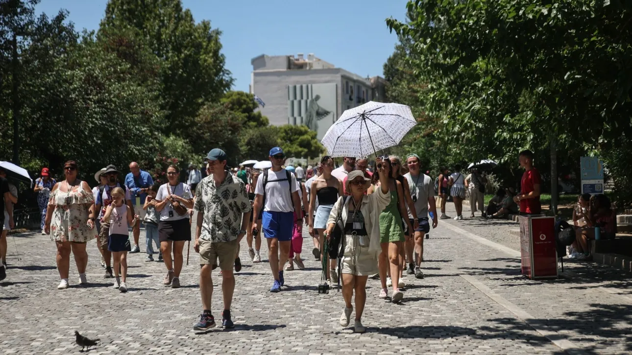 موجة الحر: إغلاق المواقع الأثرية في أثينا من الساعة ١٢ إلى ٥ عصرا