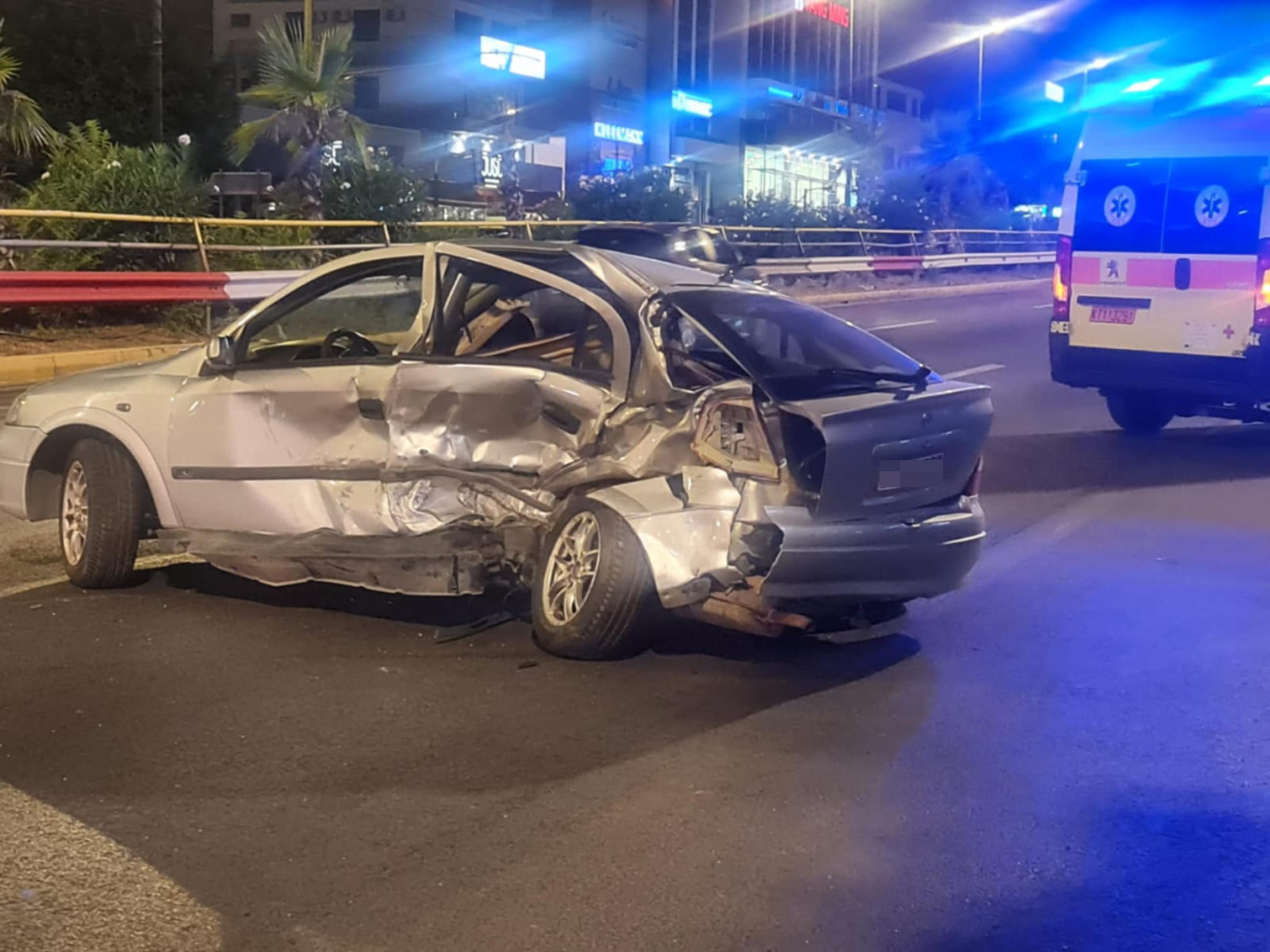 ١١ قتيلاً و ٧٠٣ جريحًا في ٥٣١ حادثًا مروريًا في يوليو في أتيكا