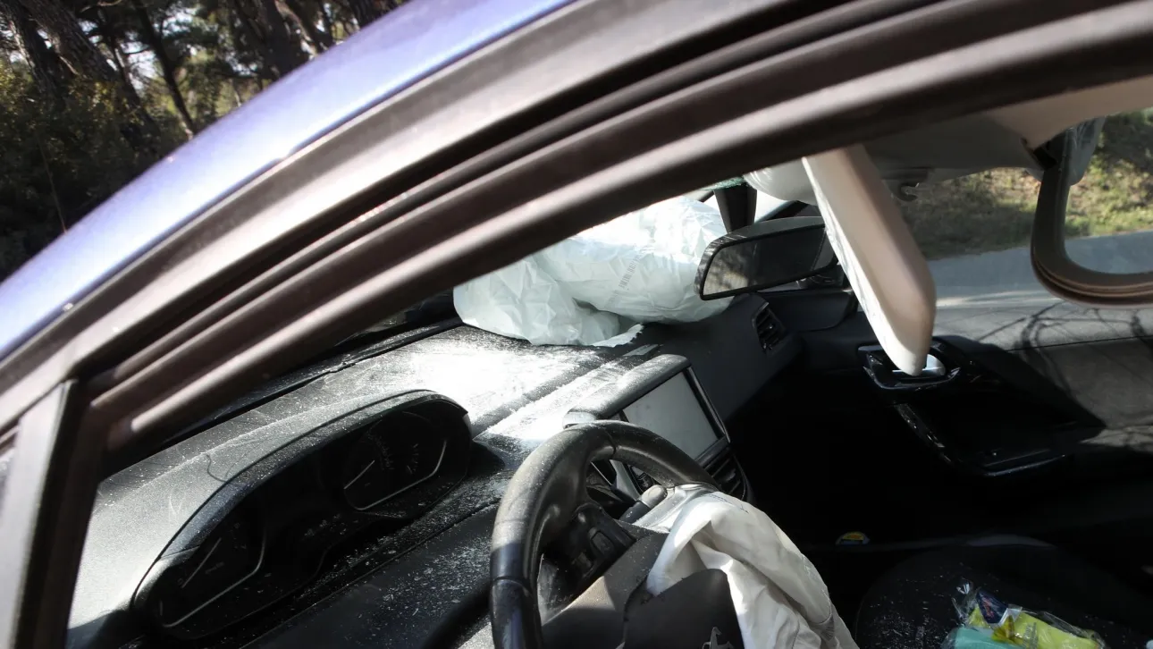 حادث سير خطير على الطريق الساحلي في فولا - السائقون سالمون