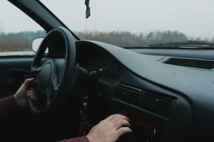 القبض على سائق مخمور بعد مطاردة على طريق ايميتوس الإقليمي