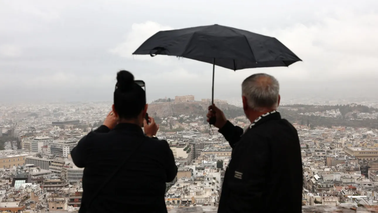 الطقس: بدايه شهر أكتوبر مع أمطار و رياح و انخفاض في درجات الحراره