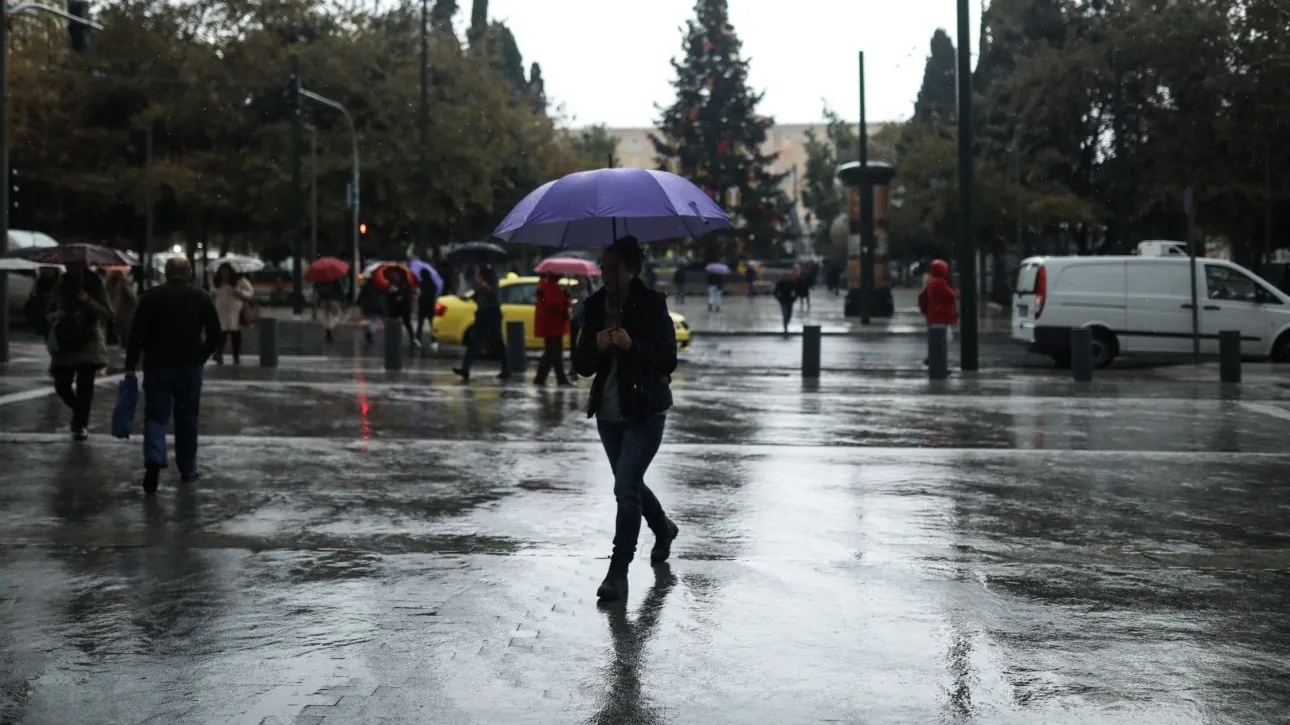 توقعات بطقس ماطر حتى فترة ما بعد الظهر - ارتفاع طفيف في درجات الحرارة