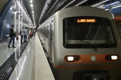 مترو: توقف العمل يوم السبت من الساعة ١٠:٠٠ إلى الساعة ١٤:٠٠ - تعليق العمل في المساء