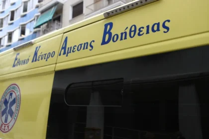 حادث سير في كيبسلي: وفاة سائق دراجة نارية بعد اصطدامه بسياره