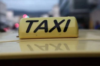 سائقو التاكسي يدخلون في إضراب لمدة ٤٨ ساعة يومي الأربعاء و الخميس